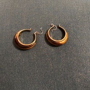 Tiger eye hoops